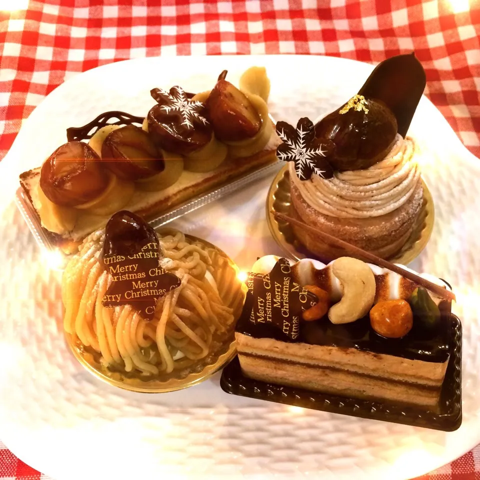 ホテルのケーキ。モンブラン系が充実していました。|mikaさん