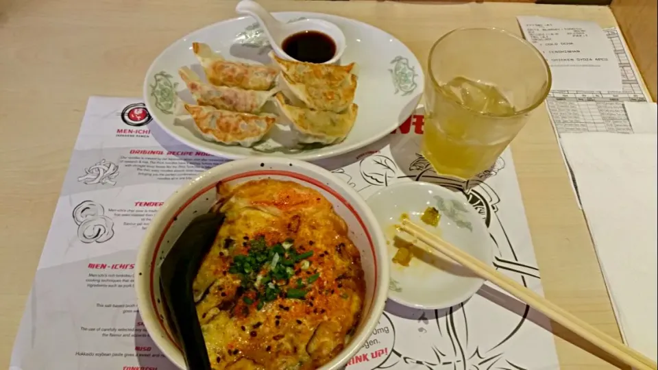 Lunch after gym 😍Tenshinhan & Yummy Gyoza|🌷lynnlicious🌷さん