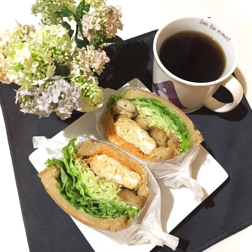 12/28❤︎塩ぽんじり&鶏皮焼き鳥と卵焼きamoサンド❤︎|Makinsさん