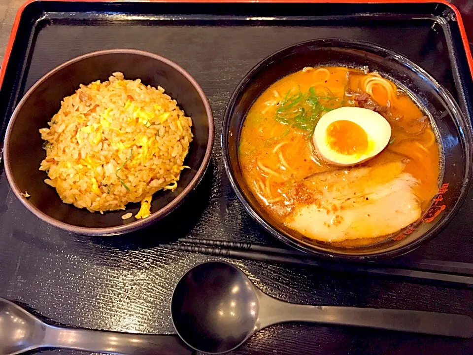 Snapdishの料理写真:#味千ラーメン #ハーフアンドハーフ|renoringoさん