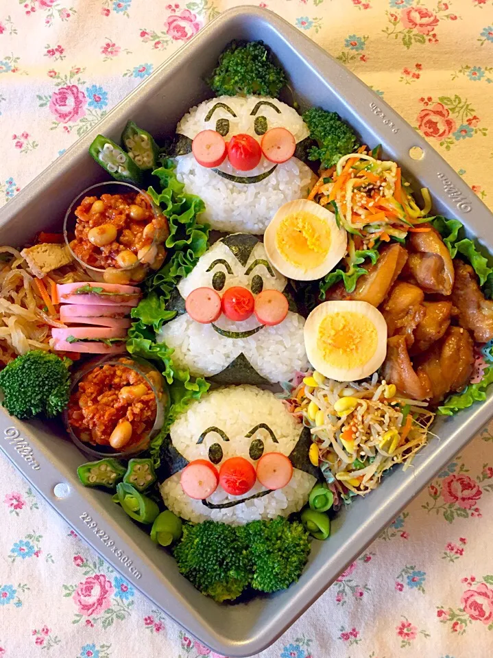 子供達の冬休みのお弁当|みーな♡さん