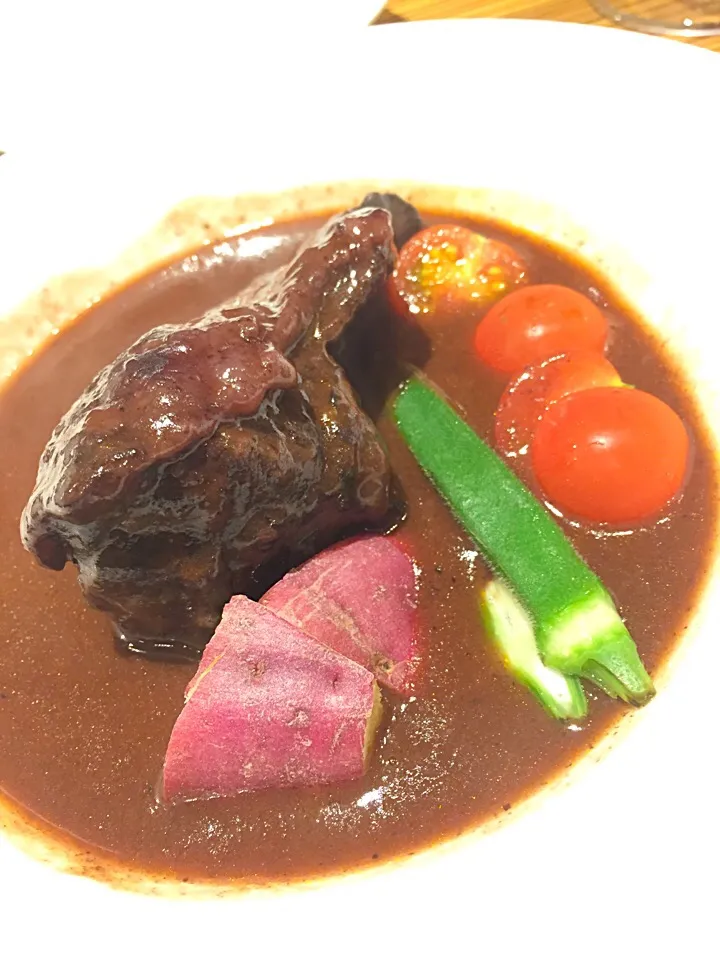 Snapdishの料理写真:牛ほほ肉の赤ワイン煮|ベジさんさん