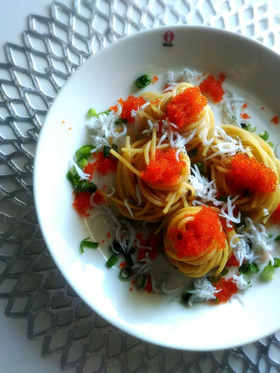 トビッコとシラスの和風パスタ🍝|hiroyukiさん