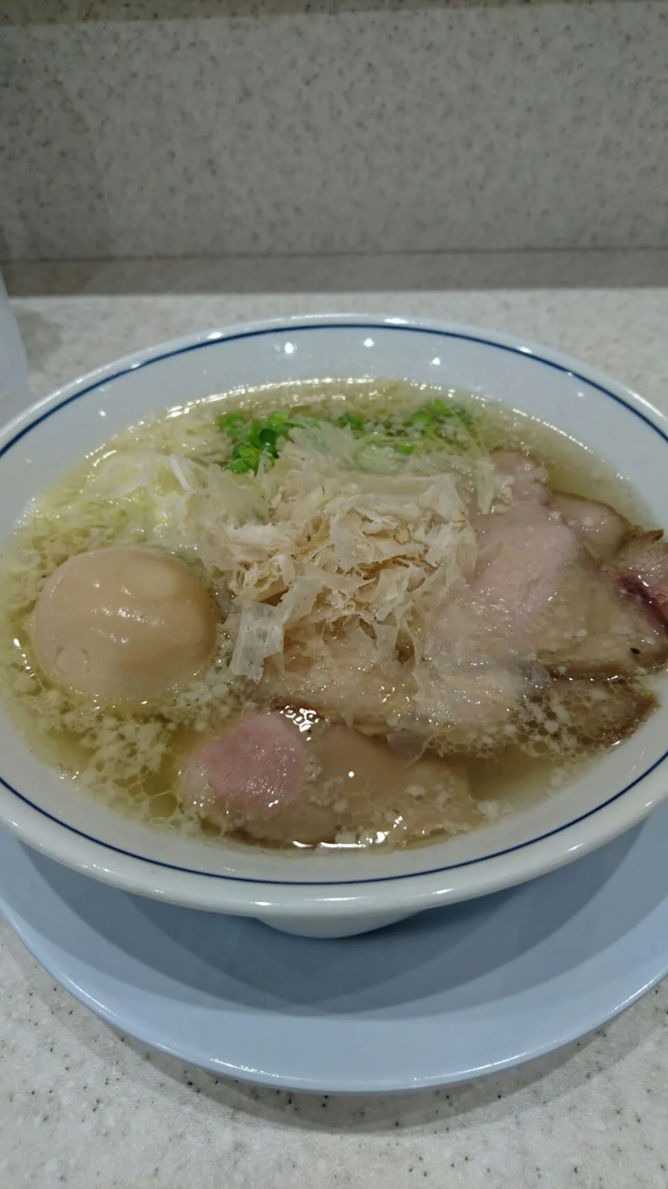 味玉塩ラーメン|tomoyuki.nakaharaさん