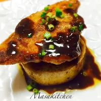 Snapdishの料理写真:Yellowtail redwine sauce with radish steak