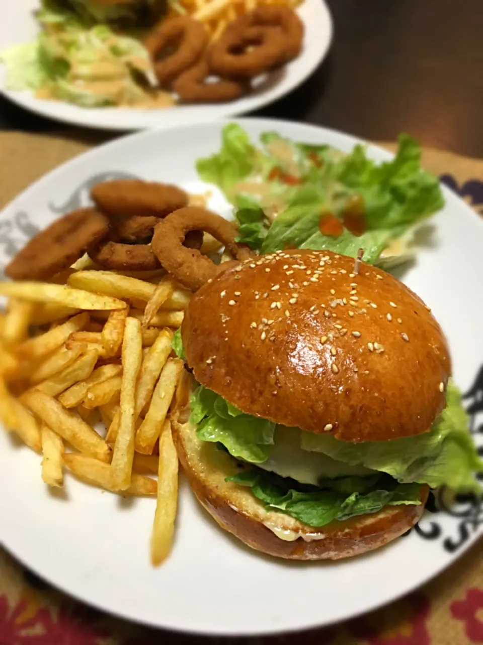 Hamburger #hamburg  #lunch #homemadebread|Melia Sandya Utamiさん