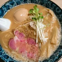 半熟味玉鶏白湯魚介ラーメン|絢那さん