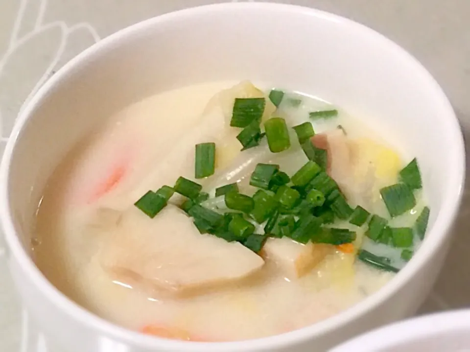 ウチの冬の定番・里芋と白菜のクリームシチュー😊|tabyさん