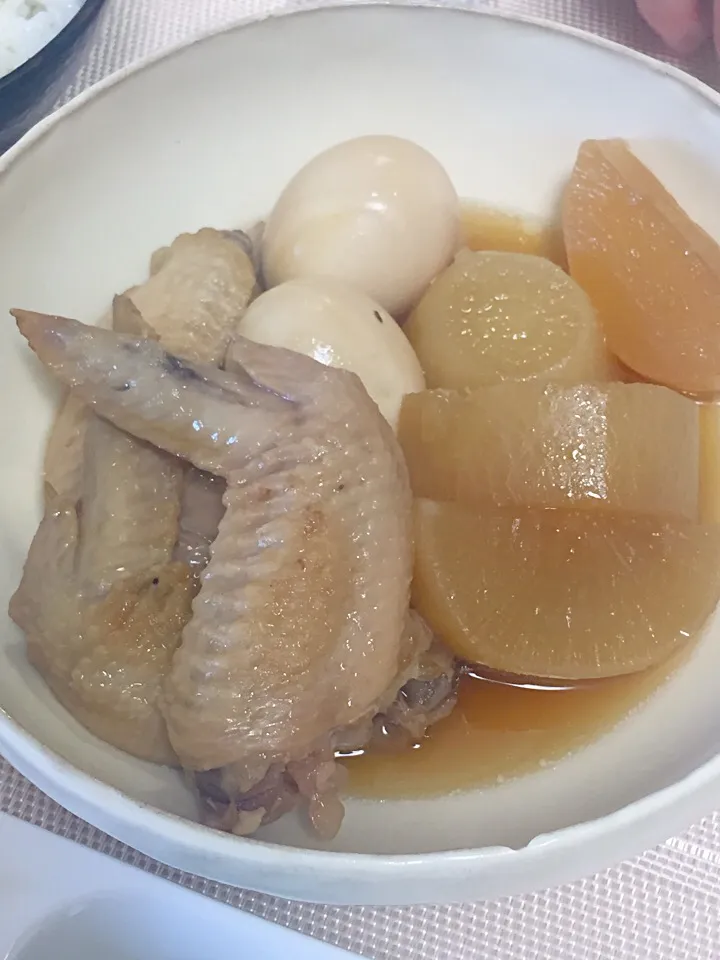 大根と手羽先の煮物|ひまわりさん
