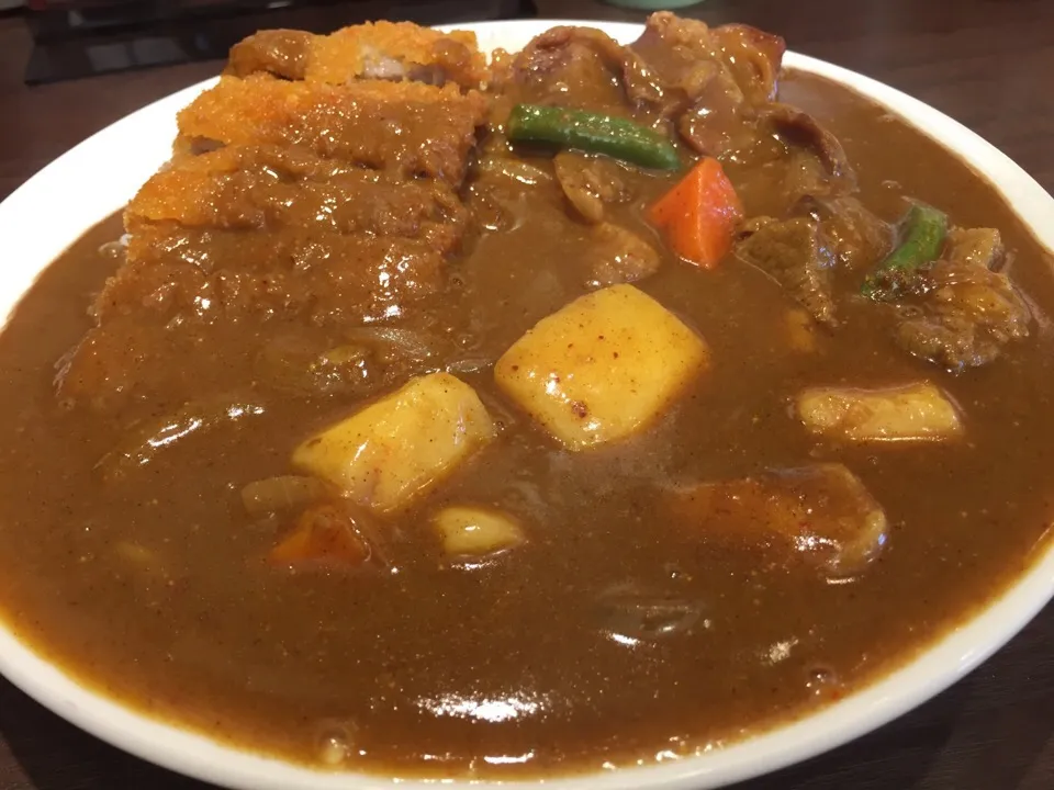 ビーフ三昧カレー、やさいトッピング、5辛、400g🍛|buhizouさん