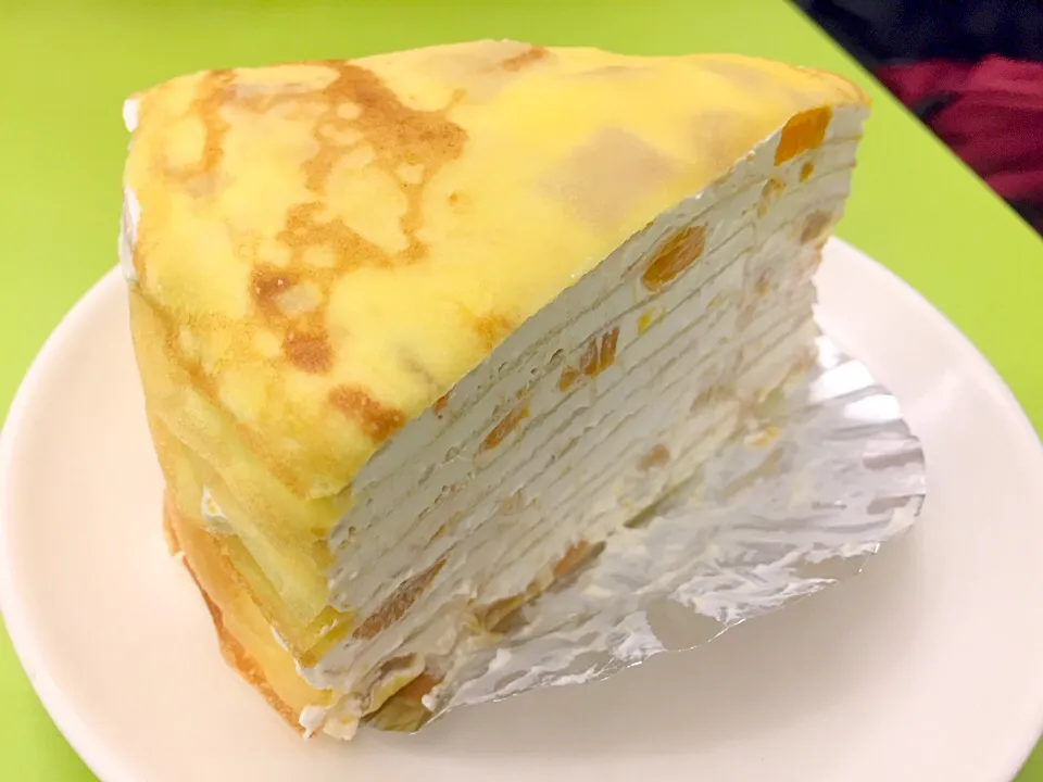 Snapdishの料理写真:Mango Mille crepe|Sky Blueさん