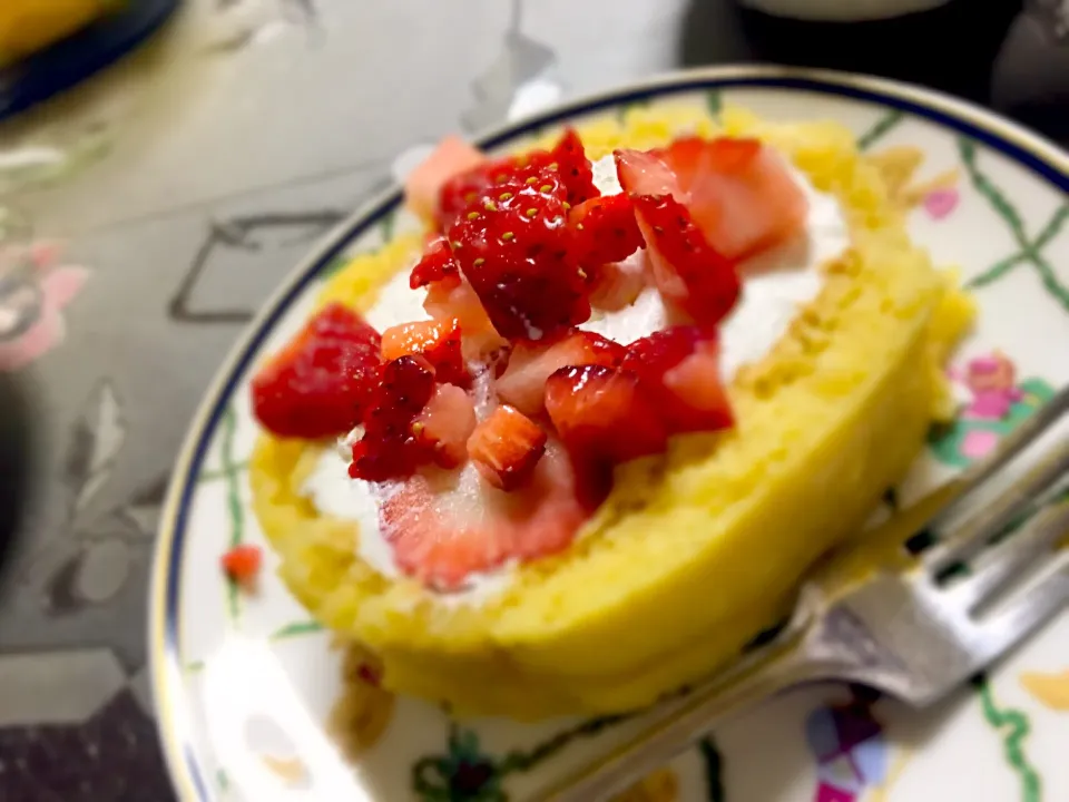 ロールケーキ🍓|maaaaachanさん