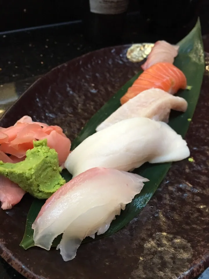 Nigiri sushi@Kaiware, China Square|coxiella24さん