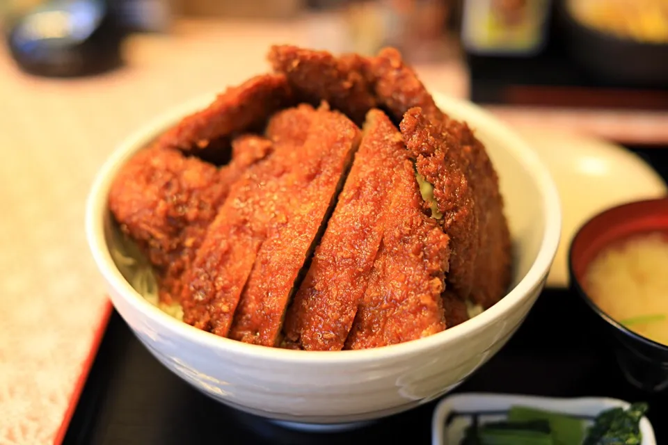 肉大盛りソースかつ丼|マハロ菊池さん