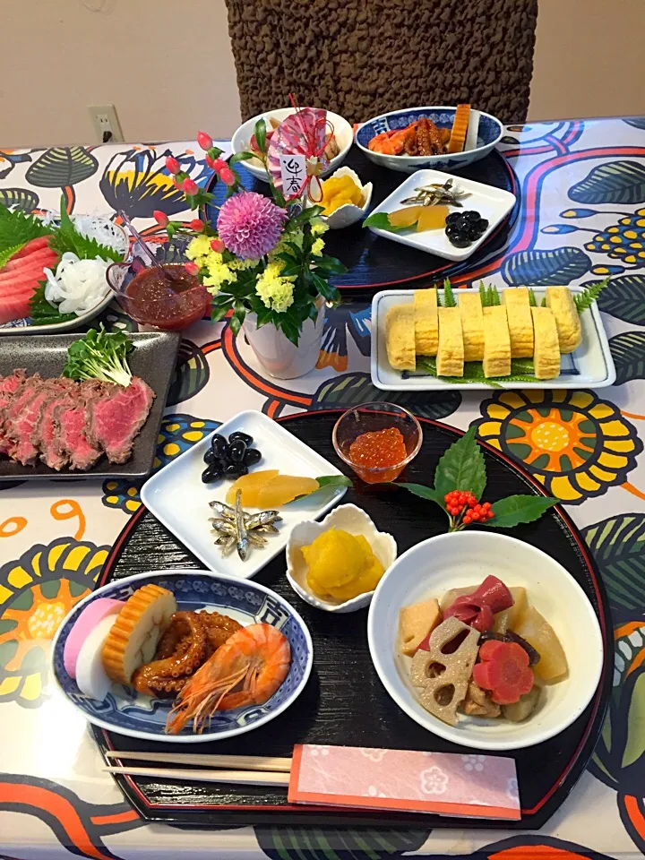 ワンプレートおせち🎍
ローストビーフ
刺身盛り
出し巻き
お雑煮|あいくさん