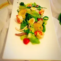 Snapdishの料理写真:Seafood Salad with Citrus lime dressing|Ferd'zさん