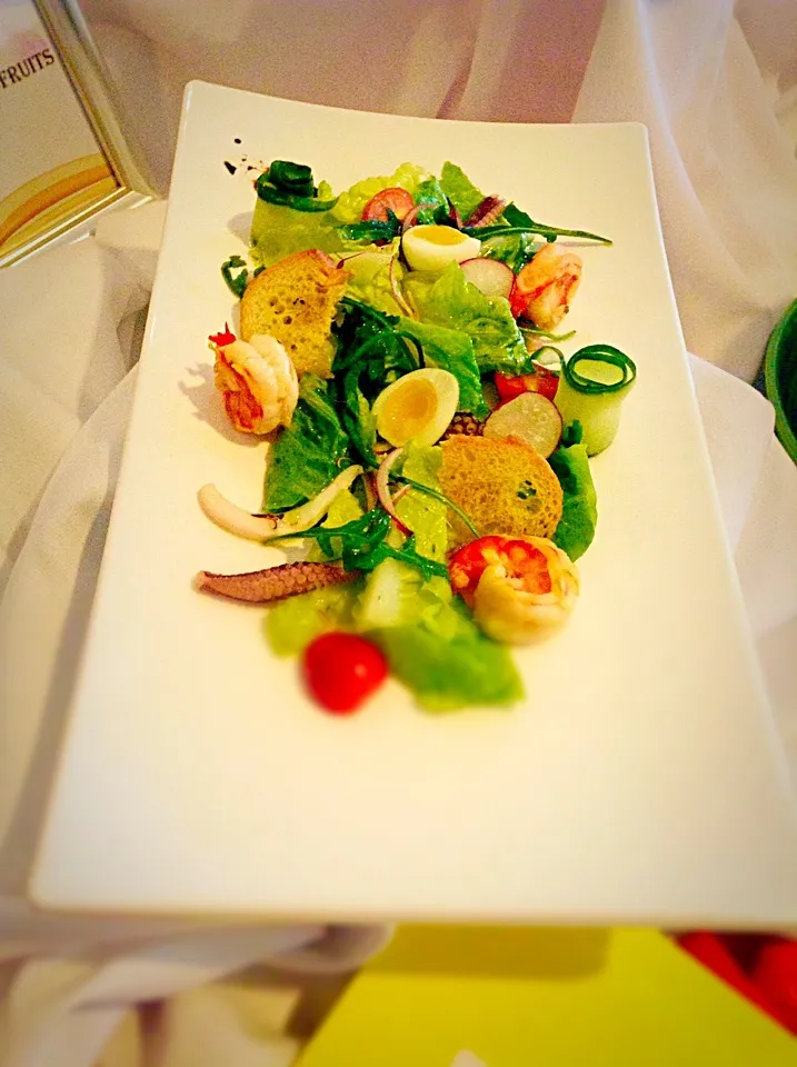 Seafood Salad with Citrus lime dressing|Ferd'zさん