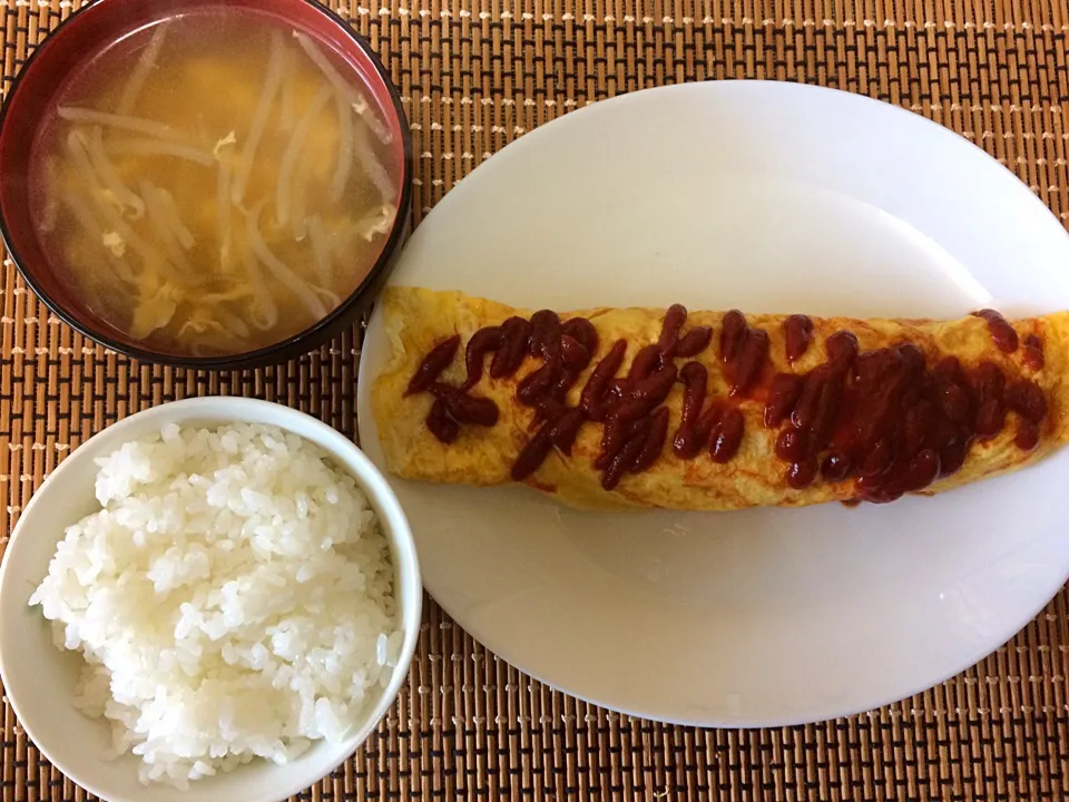 Snapdishの料理写真:オムレツスープご飯|ばーさんさん