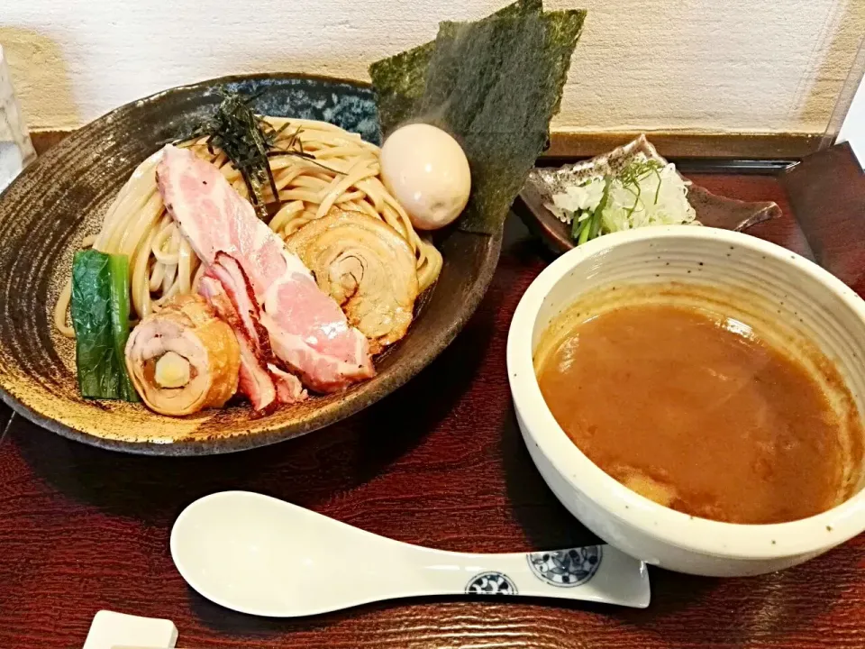 Snapdishの料理写真:つけ蕎麦(松)|らぁめんMANさん