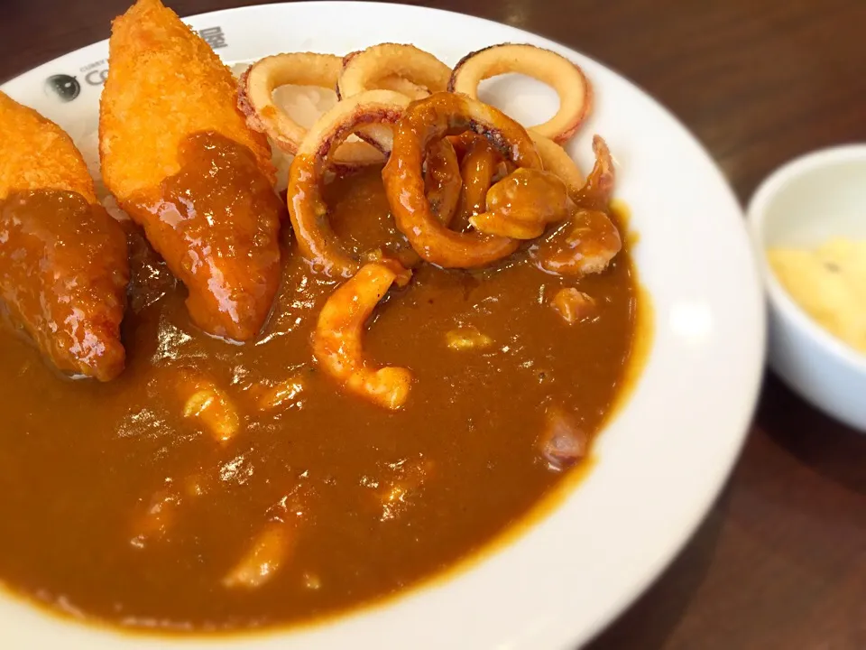 シーフード三昧カレー、甘くて辛いソース、タルタルソーストッピング🍛|buhizouさん