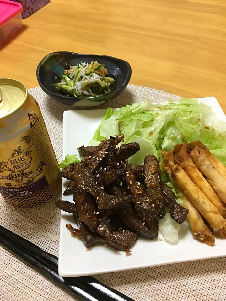 今夜はガッチリ男飯
ビールのつまみはレバーの唐揚げにチーズの春巻きで決まりだね！|まなさん