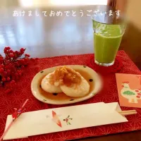 Snapdishの料理写真:お餅&スムージー💟|えみままさん