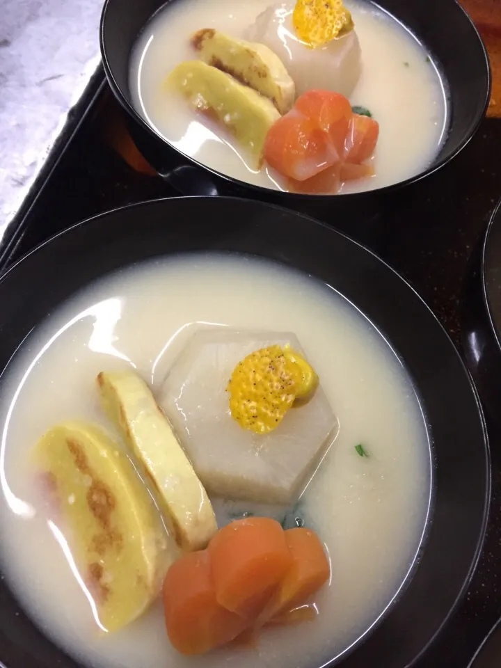 Snapdishの料理写真:生麩でお雑煮〜🤘|だぉねんなさん