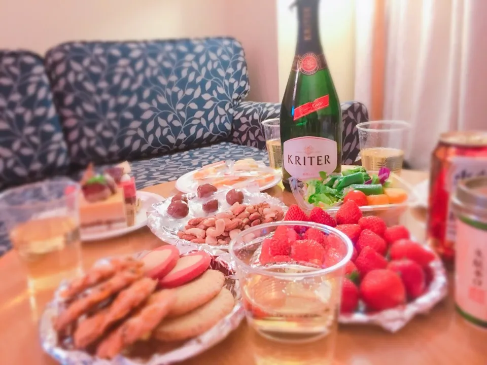 年越し部屋飲み😆🍾❤️✨|渡辺梨夏子さん