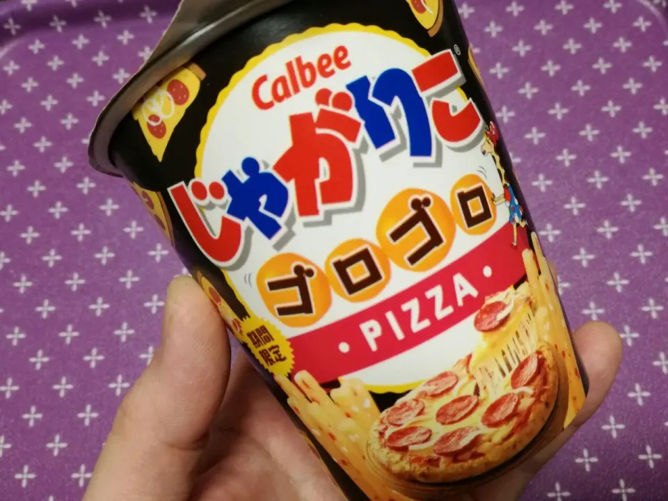 じゃがりこ ゴロゴロ ●PIZZA 🍕●|Kojiさん