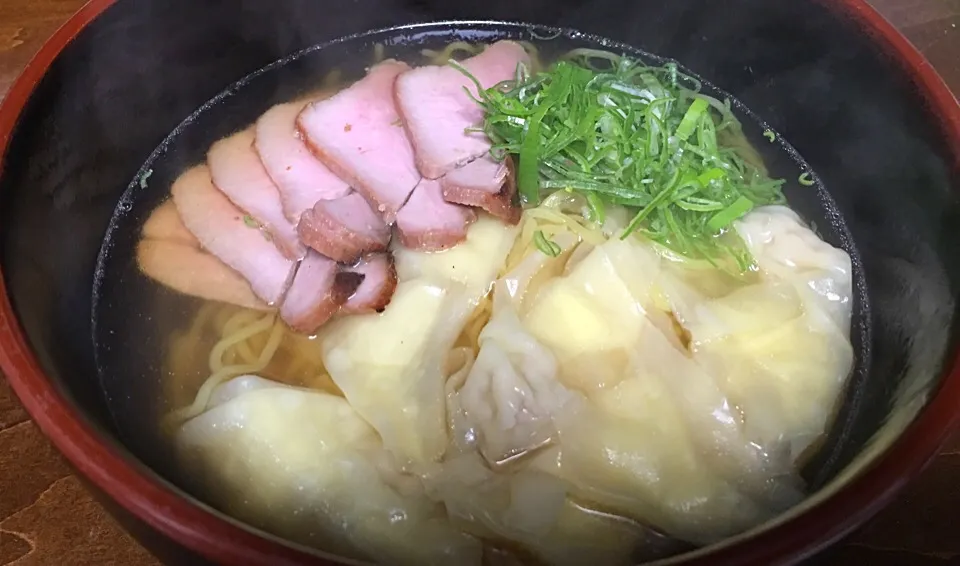 自分賄い飯
チャーシューワンタン麺|ちゅら夏さん