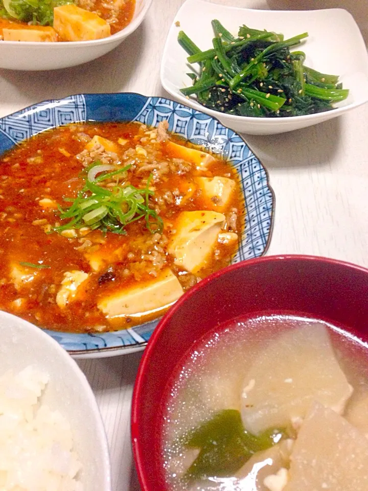 麻婆豆腐、お雑煮、ほうれん草のおひたし|あやにん食堂さん