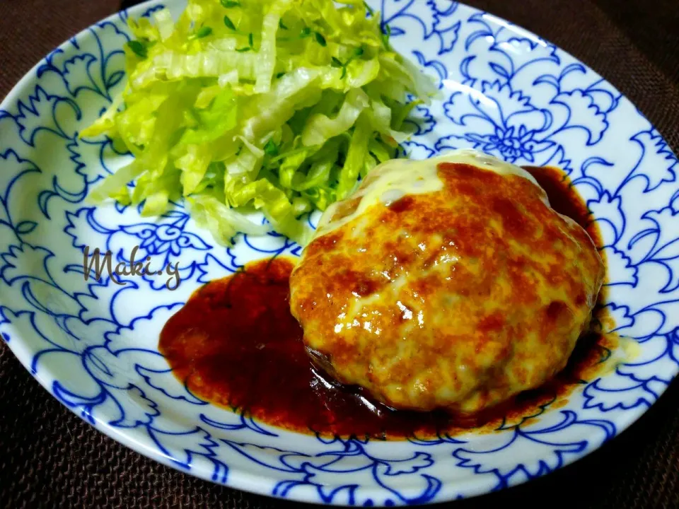 まるちゃん🙆のいつものハンバーグ😋|真希さん