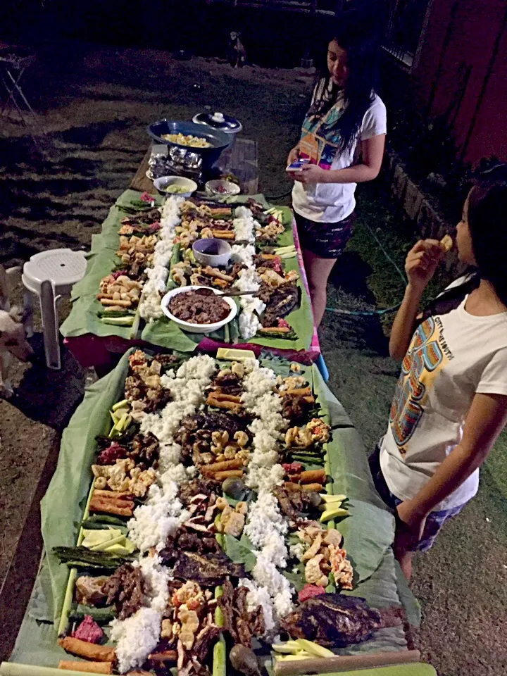 Boodle fight|Grace Cruzさん