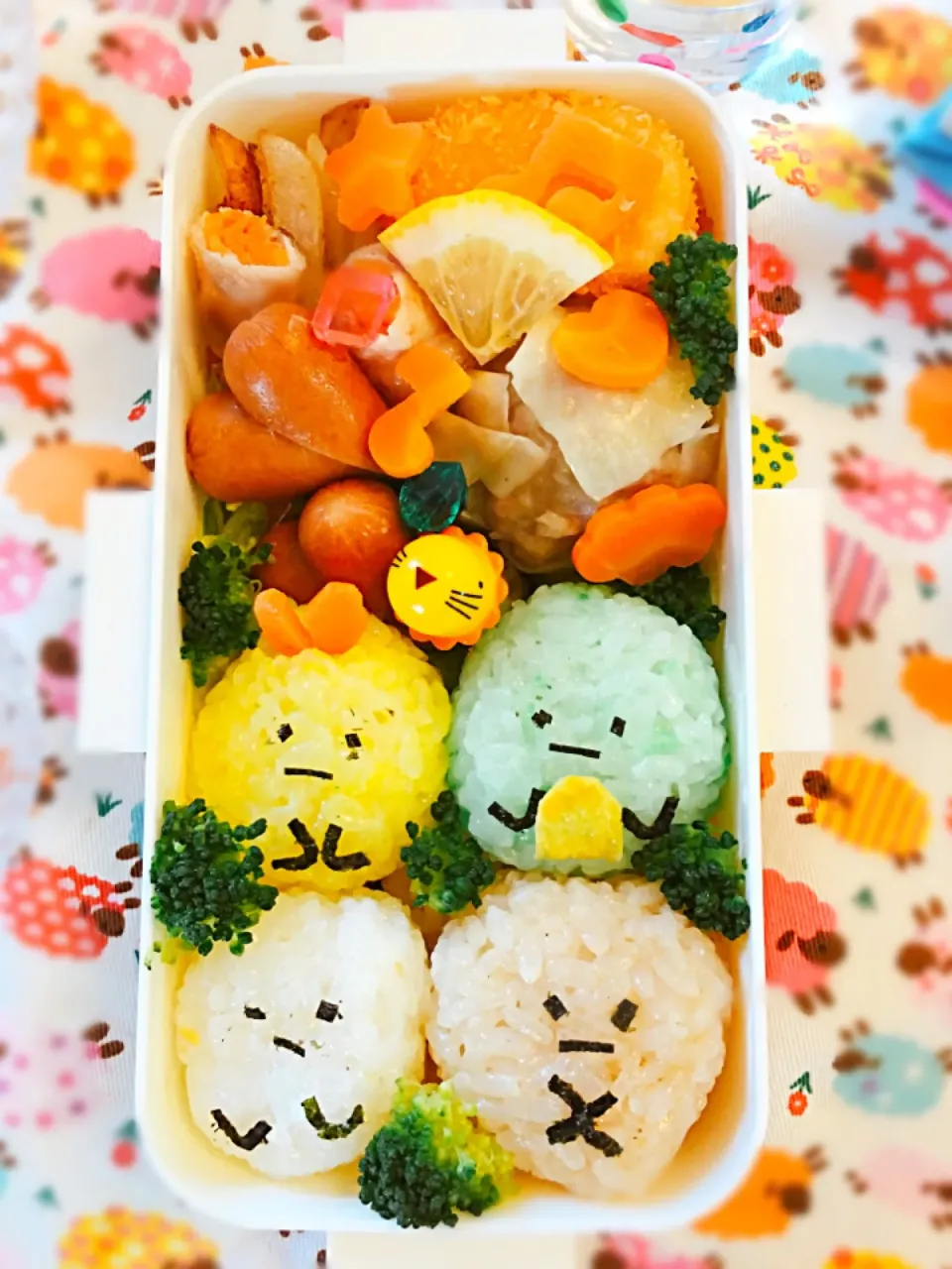 すみっコぐらしのキャラ弁よ#キャラ弁 #すみっコぐらし #お弁当 #遠足 #幼稚園お弁当|プチマカロンさん