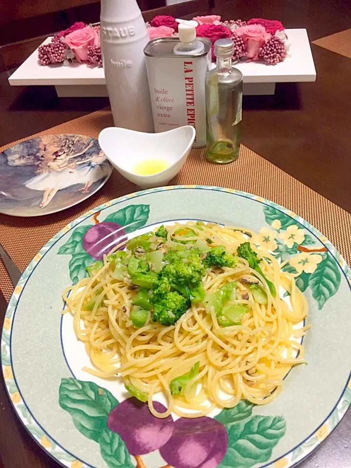 自家製アンチョビと ブロッコリーのパスタ🍝😍|ジャスミンさん