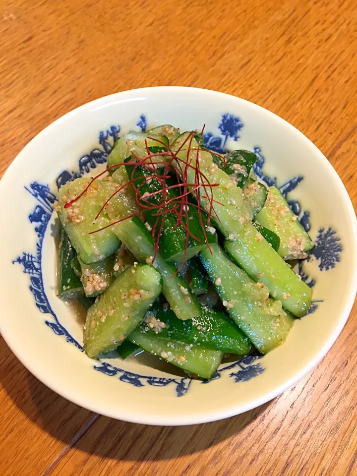 胡瓜の胡麻たっぷり漬け|まつださんさん