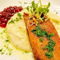 Snapdishの料理写真:Fried Smoked Salmon w/ Dill Mashed Potatoes, Parsley Butter, & Lingonberry Preserves|Chef Cam Wolfeさん