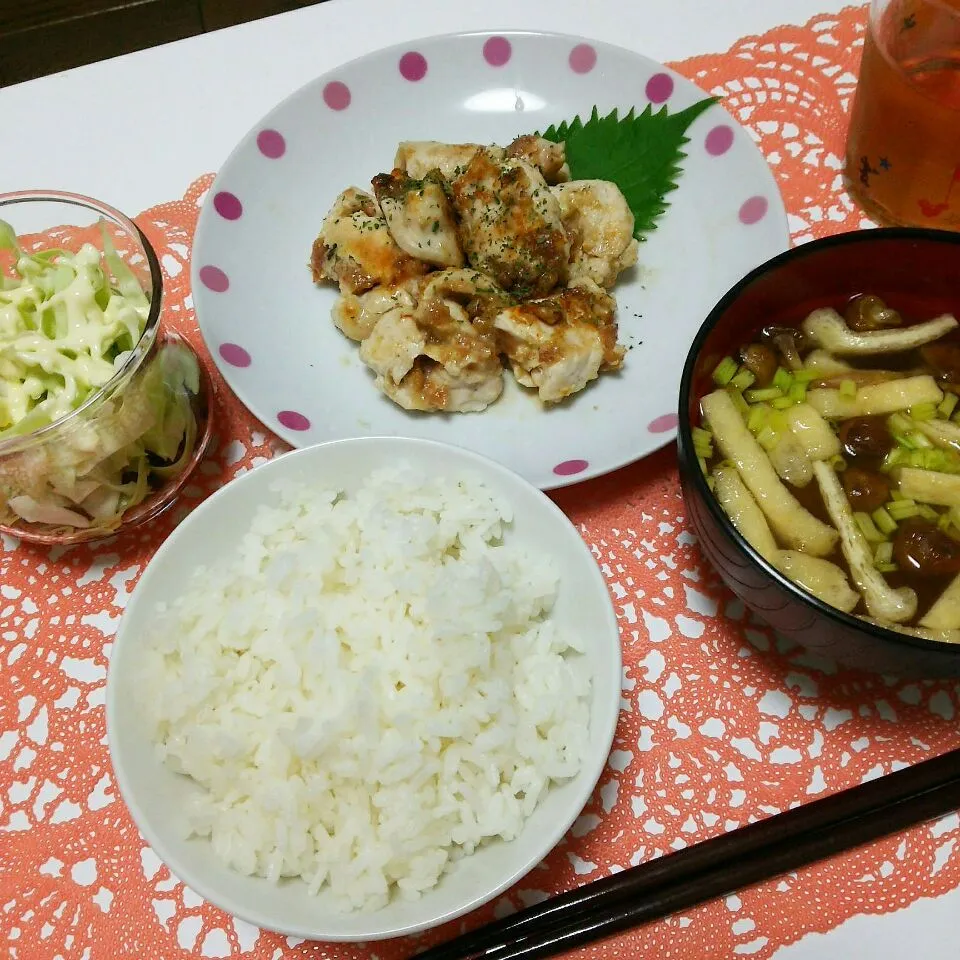 鶏肉で梅干しをまいたもの|おゆさん