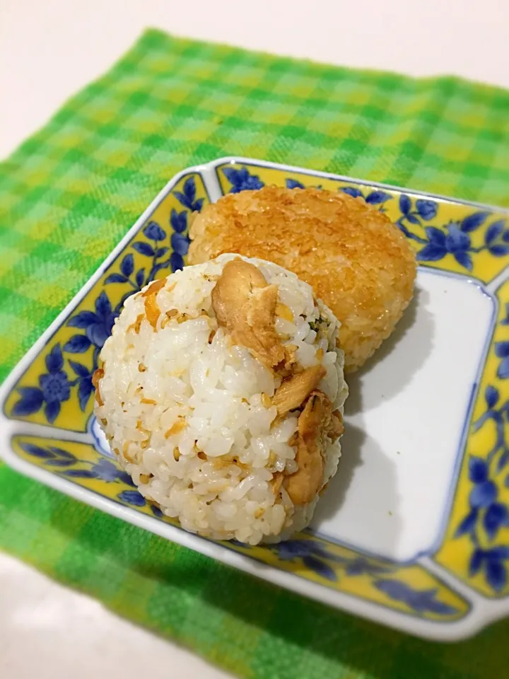 余った魚でふりかけおにぎり&焼きおにぎり🍙✨|Tommyさん