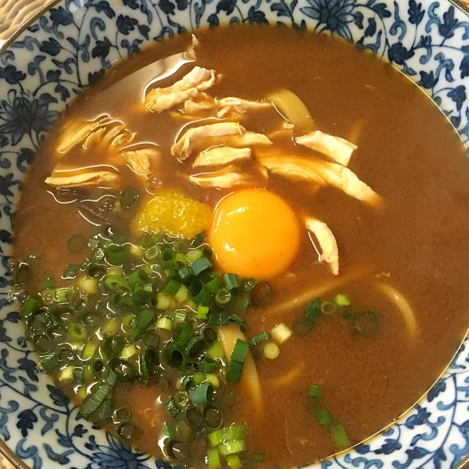 山本屋の煮込みうどん🍜|なーまりさん