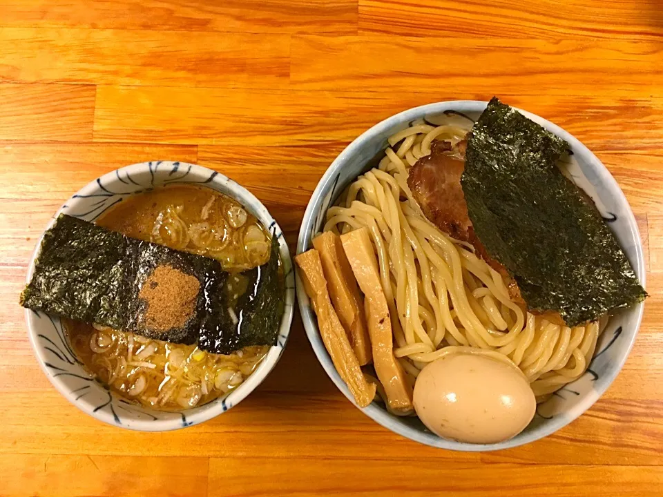 Snapdishの料理写真:つけ麺 +特製トッピング|manaapさん