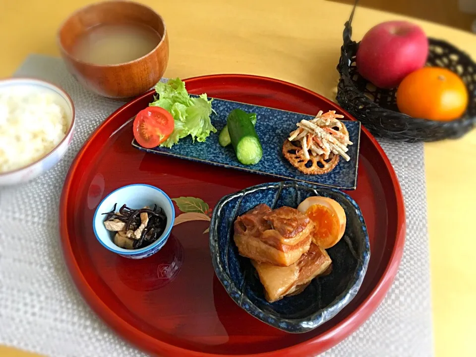 〜週末ご飯〜
豚の🐷角煮🐽|nainaiさん