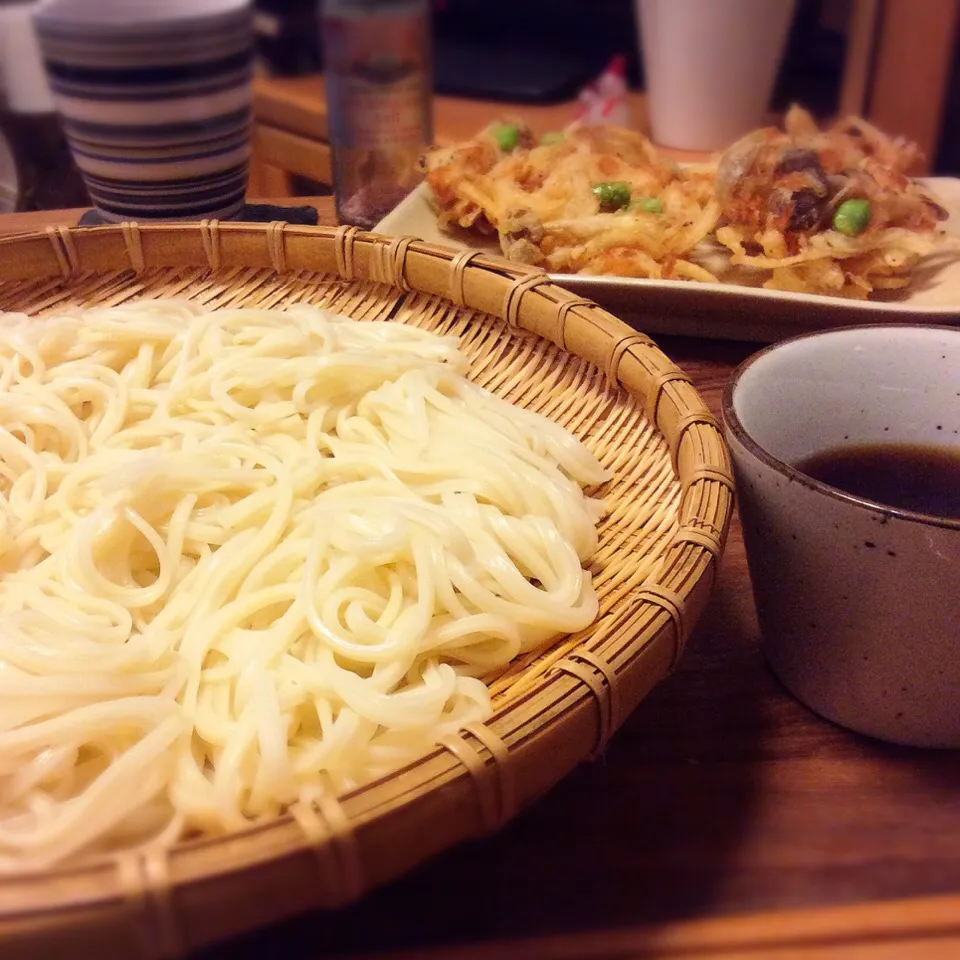 Snapdishの料理写真:いただきもの 稲庭うどん、あみ海老としめじのかき揚げ 2017.1.8|キラ姫さん