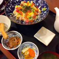 Snapdishの料理写真:海鮮孫茶丼|Kumi Itoさん