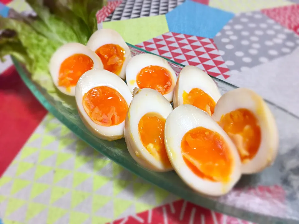 焼豚作った煮汁に一晩つけた味玉🐔|ゆいちゃんママさん