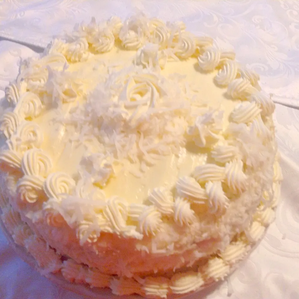 Coconut pecan cake|John Baker Greskiewiczさん