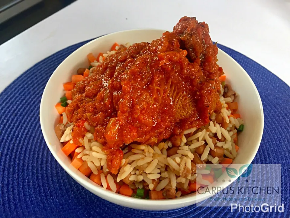 Rice and beans with beef stew (Nigerian delicacy)|Nancy Emenalomさん