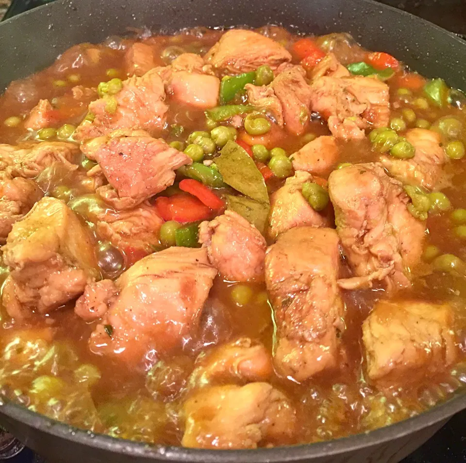 Snapdishの料理写真:Chicken Caldereta (Philippine Dish)|Alma's Home Kitchenさん