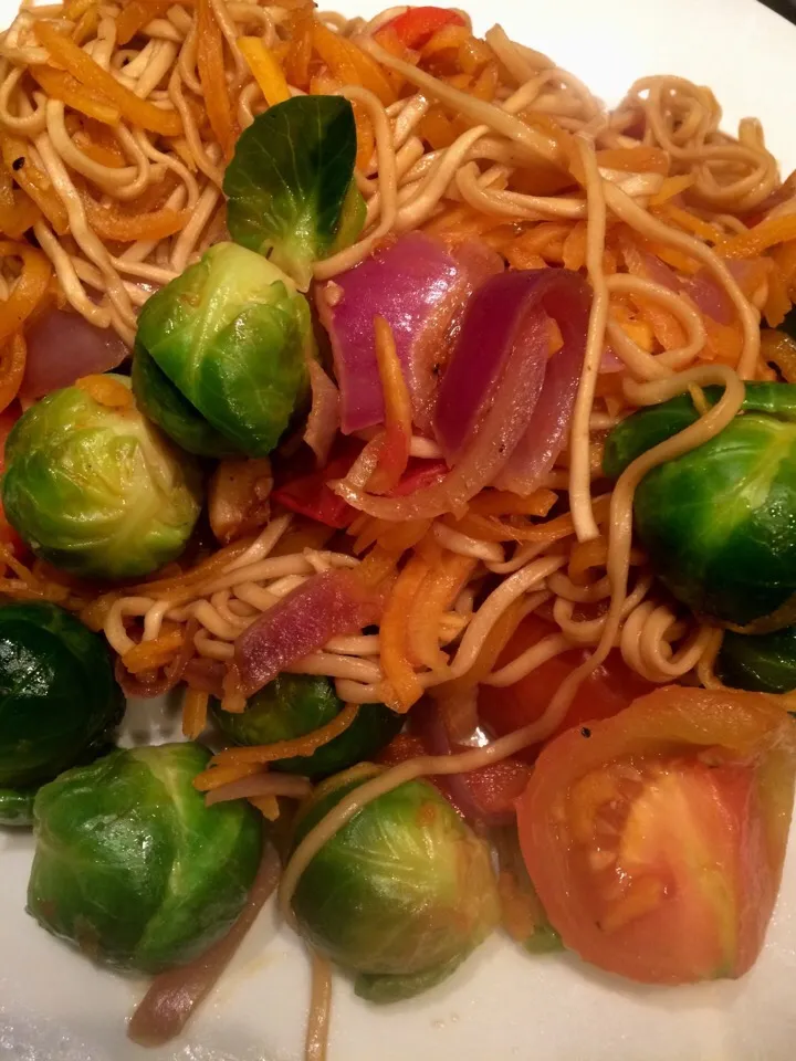 Sprout, tomato & butternut squash stir-fry #veganuary|Nick Hiderさん