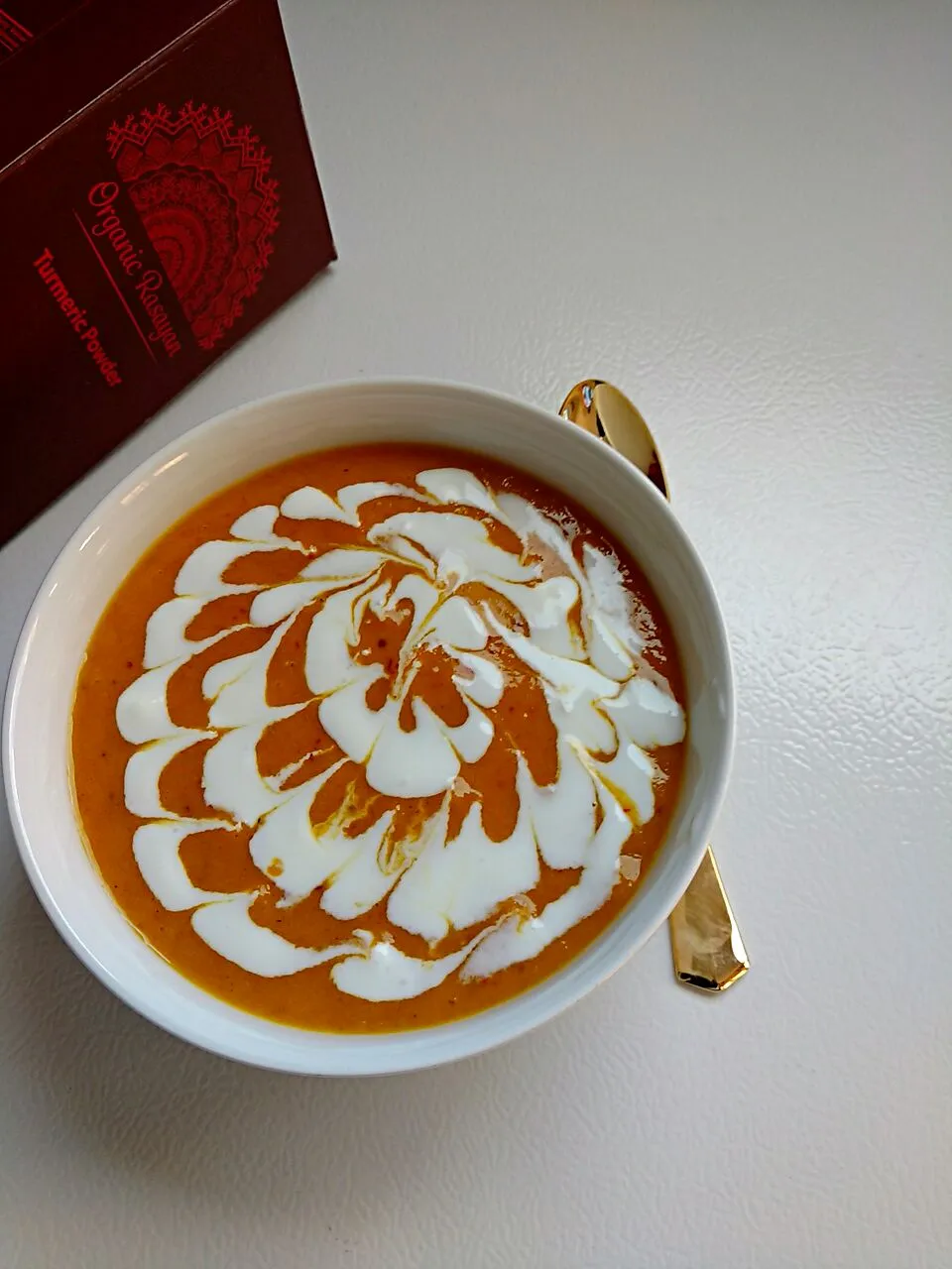 turmeric smoothie bowl|paulaさん